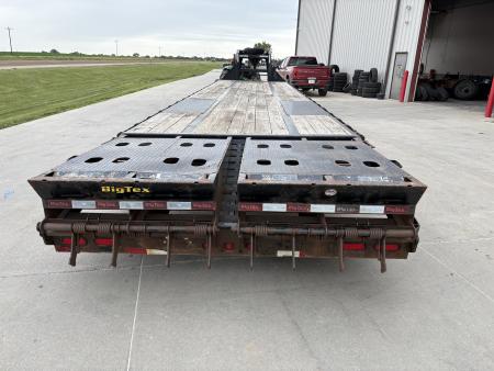 Used 2018 Big Tex Trailers 22GN-40 mega ramps 102x40ft 10k axles Deckover Trailer