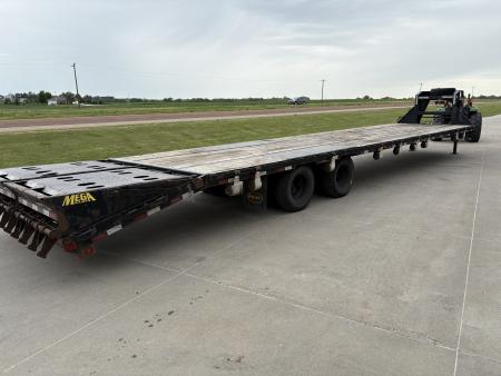 Used 2018 Big Tex Trailers 22GN-40 mega ramps 102x40ft 10k axles Deckover Trailer