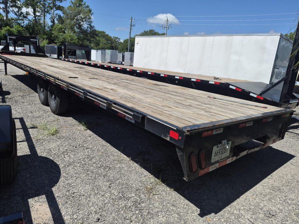 Consignment 2025 Trail Maxx 40 Ft. Gooseneck Equipment Trailer – 12,000 LB Capacity Heavy-Duty Hauler