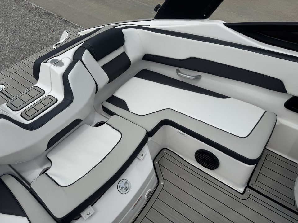 Used 2024 Yamaha Boats 195 S Jet Boat