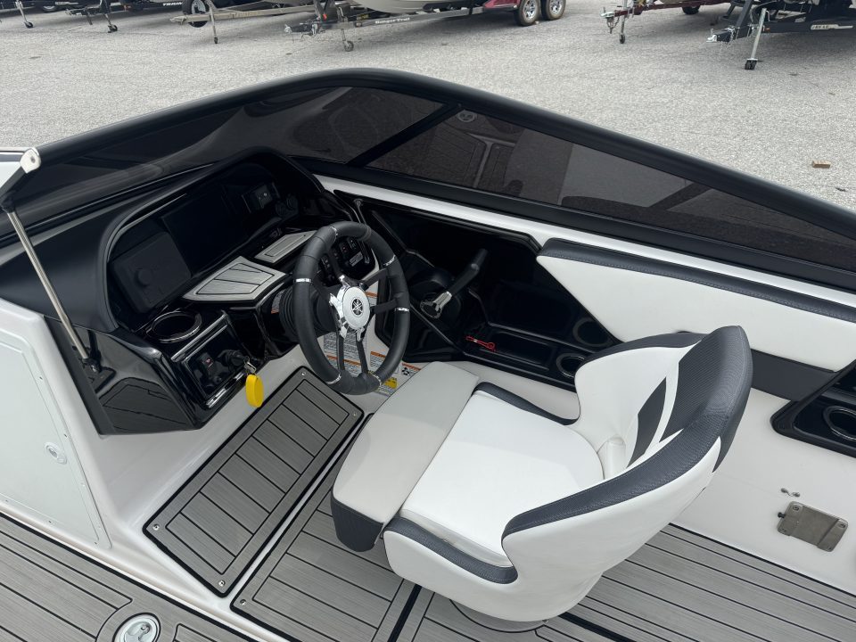 Used 2024 Yamaha Boats 195 S Jet Boat
