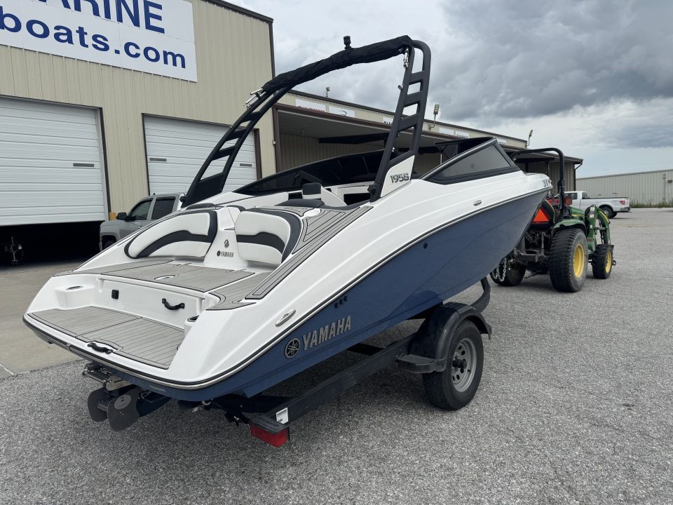 Used 2024 Yamaha Boats 195 S Jet Boat