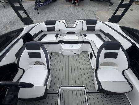 Used 2024 Yamaha Boats 195 S Jet Boat