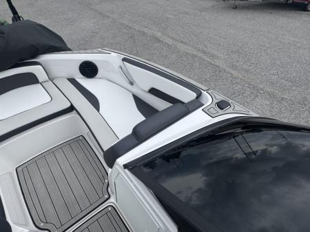 Used 2024 Yamaha Boats 195 S Jet Boat