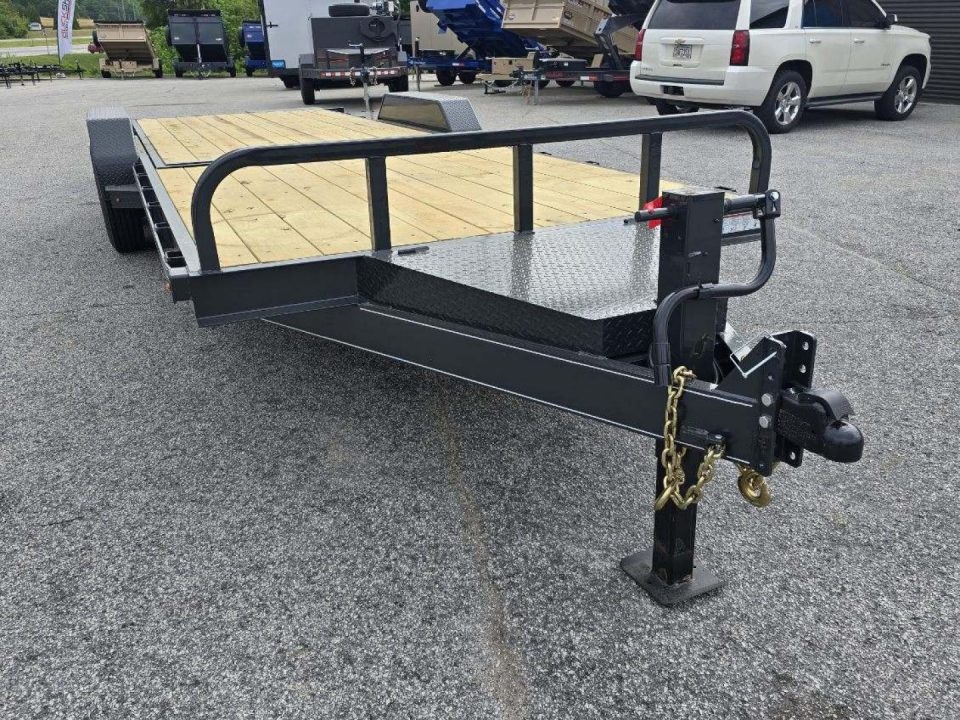 New 2026 JOBSITE 17K 22' TILT EQUIPMENT TRAILER