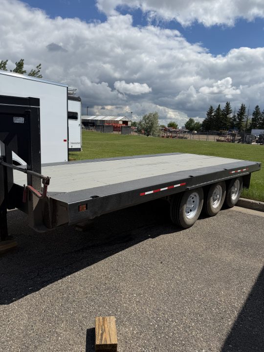 Used 1975 Homemade Gooseneck FLT triple 3.5 Deckover Trailer