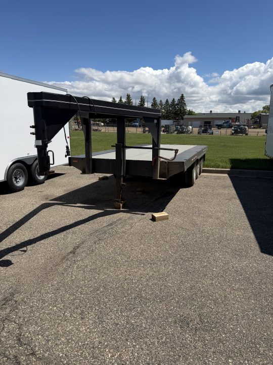 Used 1975 Homemade Gooseneck FLT triple 3.5 Deckover Trailer