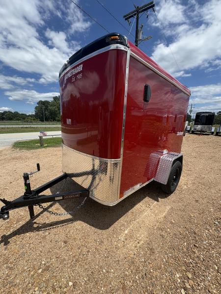 New Homesteader Trailer 508CS Cargo / Enclosed Trailer