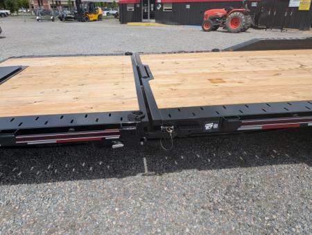 New 2026 Diamond C Trailers Diamond C HXD 210 24' Tilt Equipment Trailer