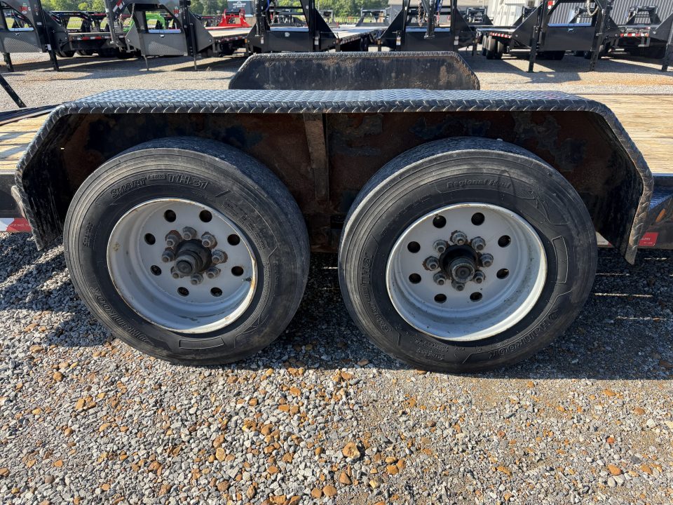 Used 2021 Gatormade 83"X22' 16K GVWR Equipment Trailer