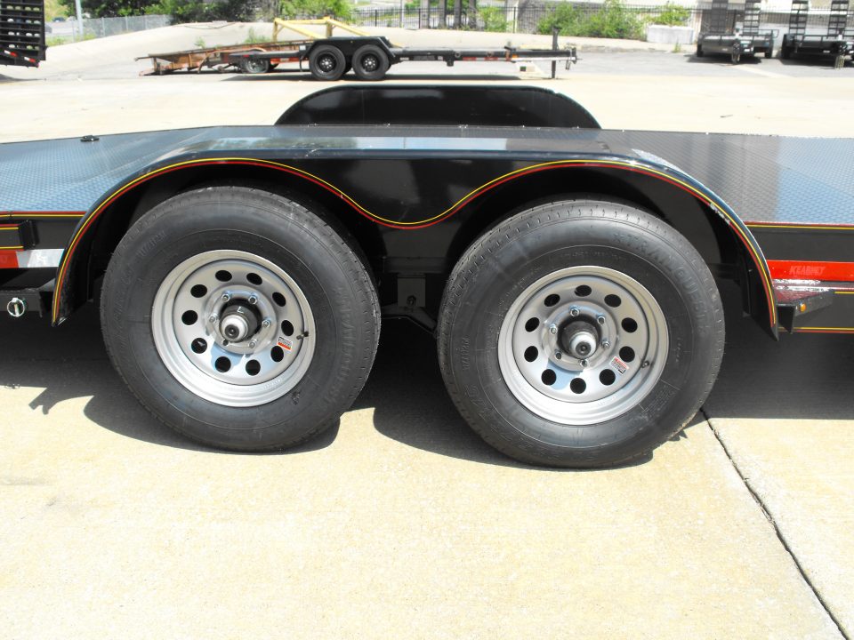New Car Hauler 83 X 18 Metal Deck Dove Tail 9995 GVRW