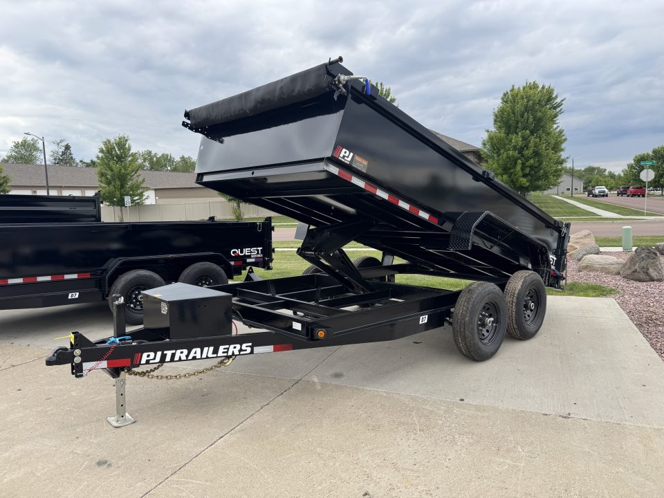 New 2026 PJ Trailers D7-14 Dump Trailer