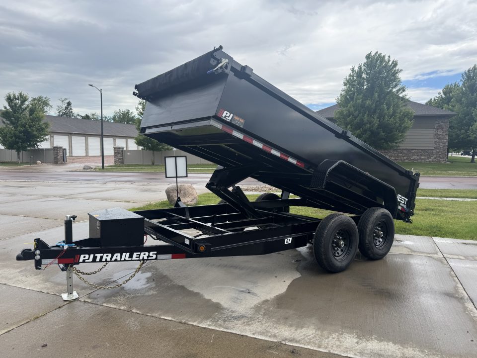 New 2026 PJ Trailers D7-14 Dump Trailer