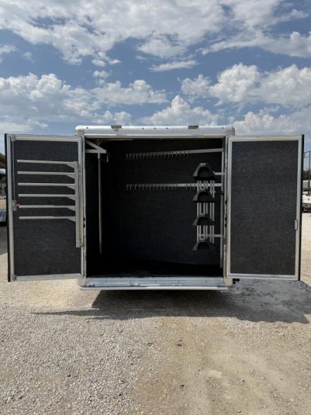 Used 2018 Sundowner 3 Horse 15'7" Living Quarters With 9' Slide Horse Trailer