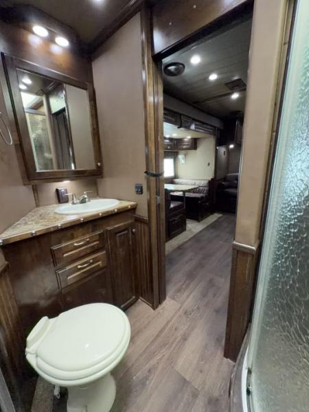 Used 2018 Sundowner 3 Horse 15'7" Living Quarters With 9' Slide Horse Trailer