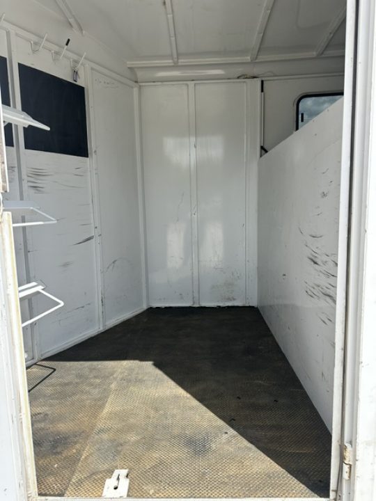 Used 2010 Titan 2 Horse Primo