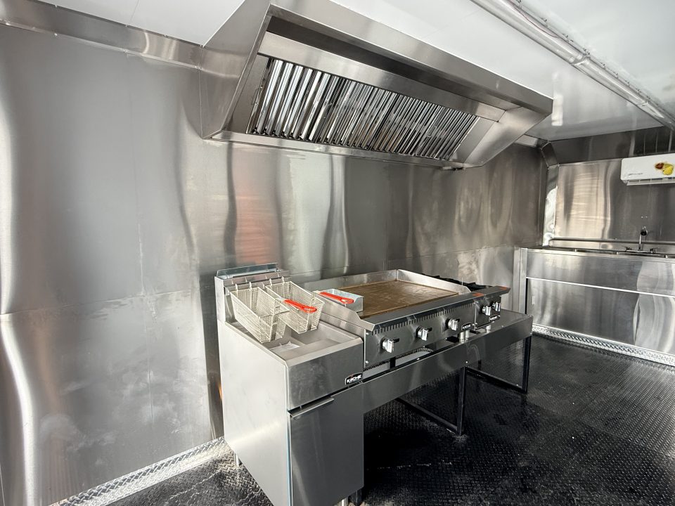 New 2026 ACHA 8.5X18 TA CONCESSION TRAILER FULLY EQUIPED BLACKOUT Concession
