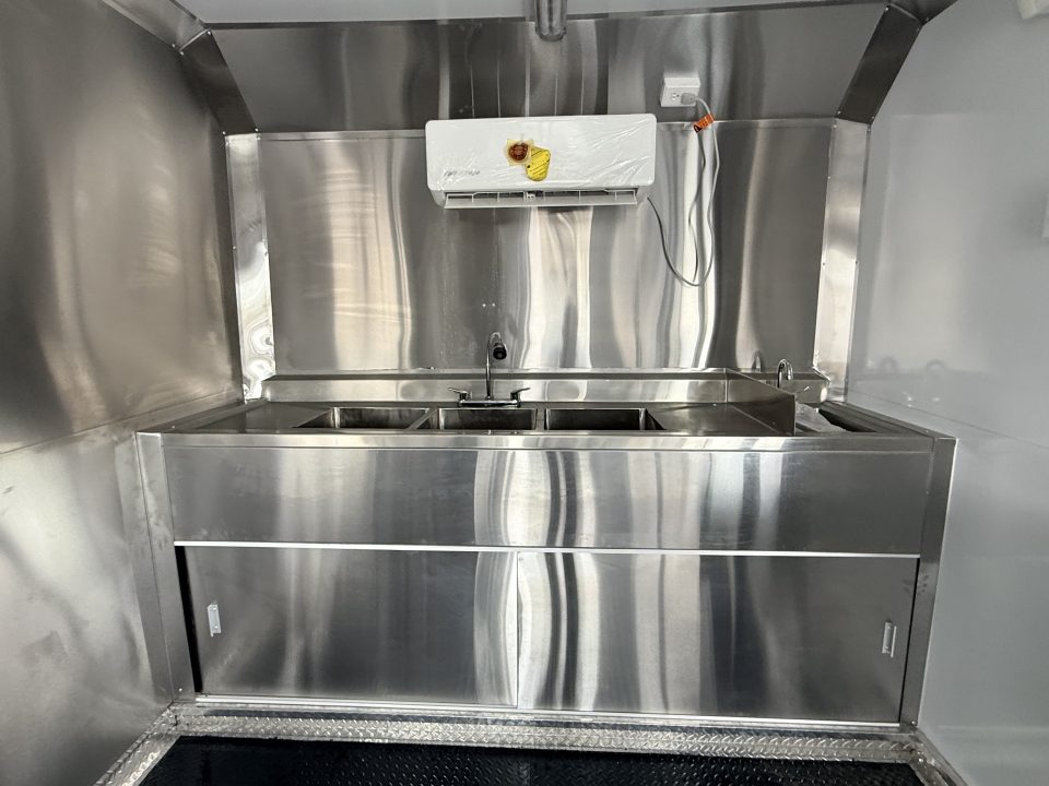 New 2026 ACHA 8.5X18 TA CONCESSION TRAILER FULLY EQUIPED BLACKOUT Concession