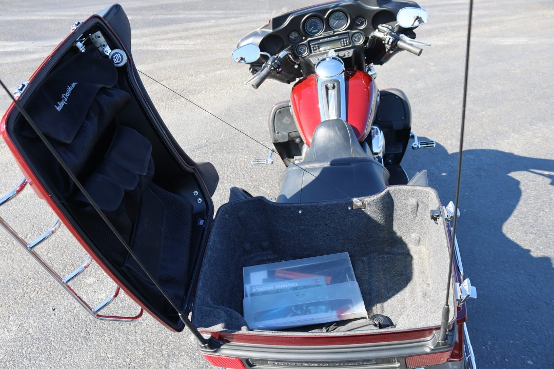 Used 2009 Harley-Davidson FLHTCU ULTRA CLASSIC ELECTRA GLIDE Motorcycle