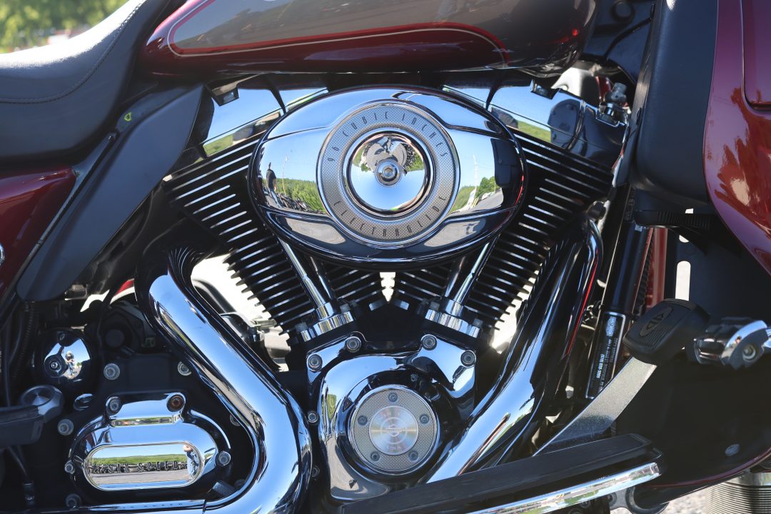 Used 2009 Harley-Davidson FLHTCU ULTRA CLASSIC ELECTRA GLIDE Motorcycle