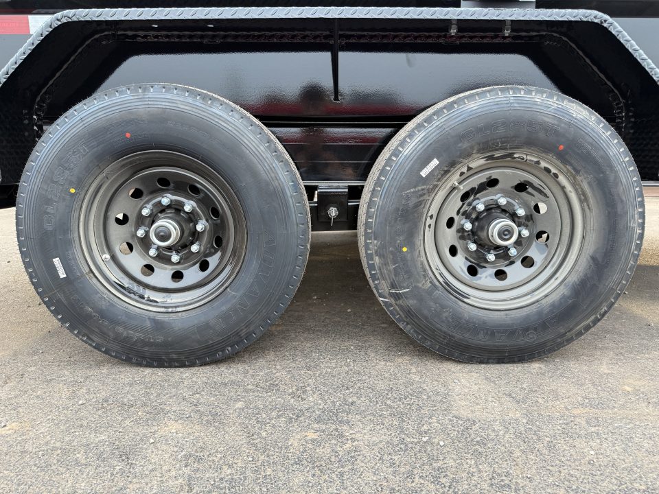New 2027 PJ 83"x14' BP Tandem Axle Low Pro Telescopic Dump w/ 24" Sides – DT Voyager Package