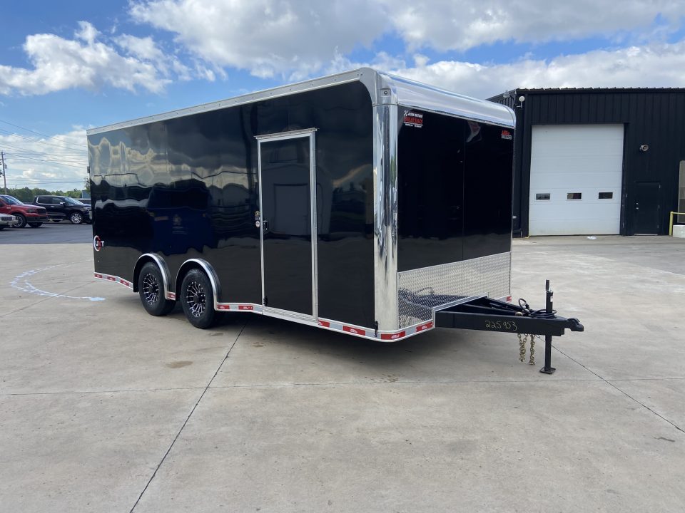 New United Trailers UXT-8.5X20 Cargo / Enclosed Trailer