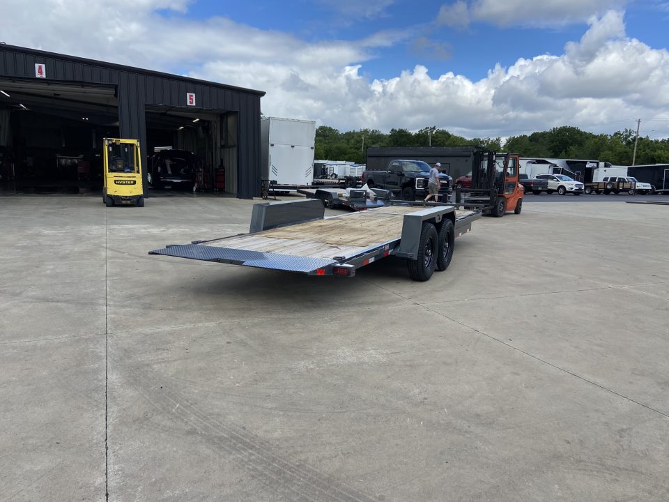 New Lamar Trailers LM 83"X22' EQUIP TILT 14K