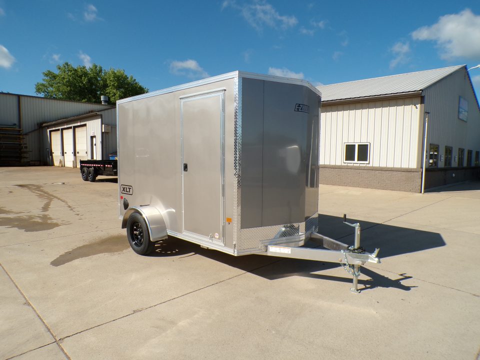 2027 E-Z Hauler photo 2