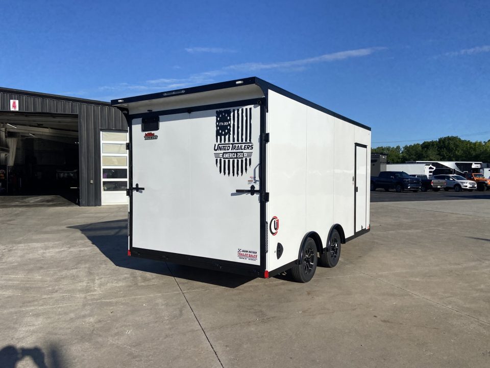 New United Trailers UJ-8.5X16 Enclosed Trailer