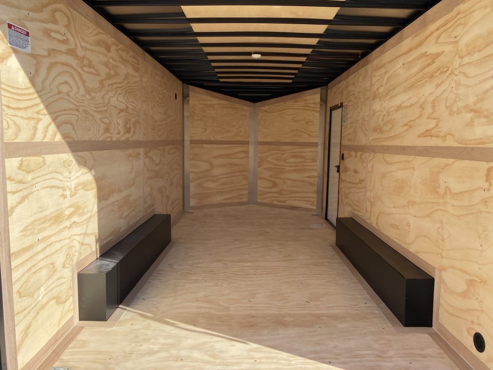 New United Trailers UJ-8.5X16 Enclosed Trailer
