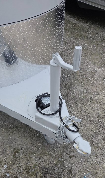 New 2026 Maxwell BrushPopper Slant 2 Horse Trailer