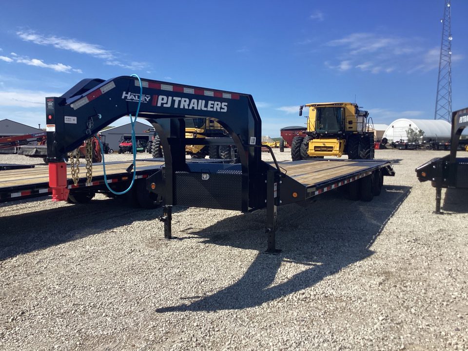 New 2027 PJ Trailers 30’ GN Flatbed Trailer
