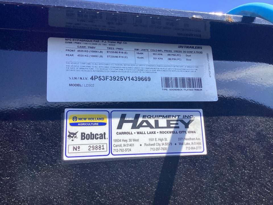 New 2027 PJ Trailers 30’ GN Flatbed Trailer