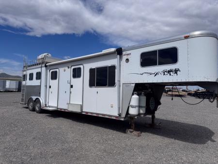 Used 2002 Sooner 3H GN LIVING QUARTER