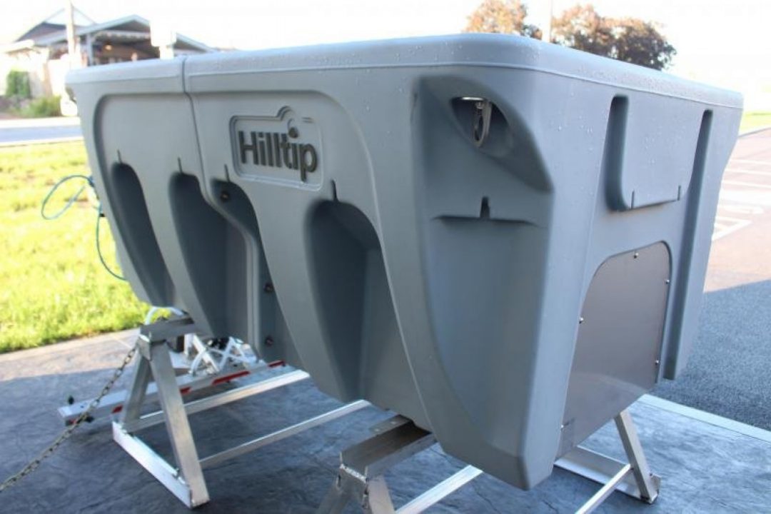 New 2024 HILLTIP 2YD SALT SPREADER - H28370