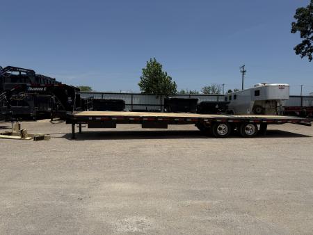 New 2026 Diamond C Trailers FMAX212 35X102 HYD PACESETTER Gooseneck Bodies