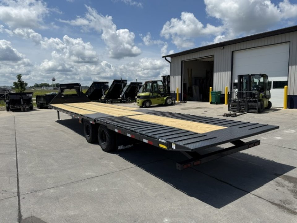 New 2026 Hillcrest Black-Grey 102"x24'+12' 25.9k Gooseneck Flatbed Deckover Trailer