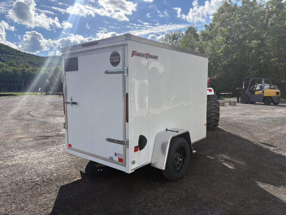 New 2026 WELLS CARGO 5x8 Fasttrac Deluxe / Enclosed Trailer