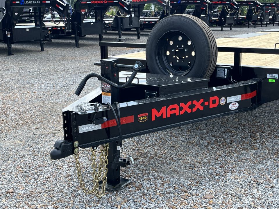 New 2027 MAXXD 102"X24' 17.5K Flatbed Trailer
