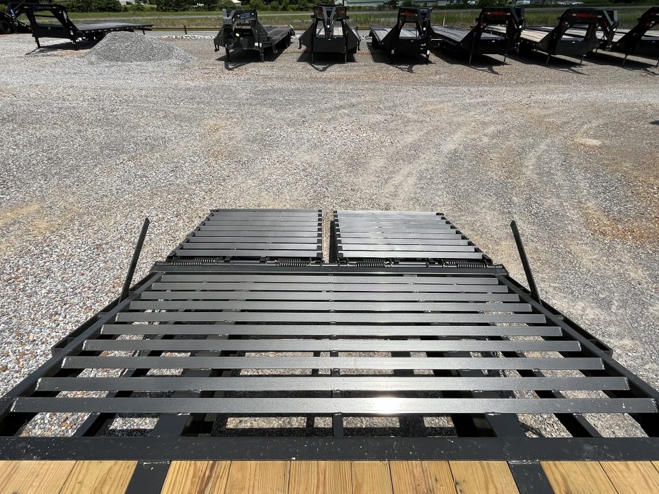 New 2027 MAXXD Gooseneck Flatbed Trailer | 102" x 32' 30K GVWR