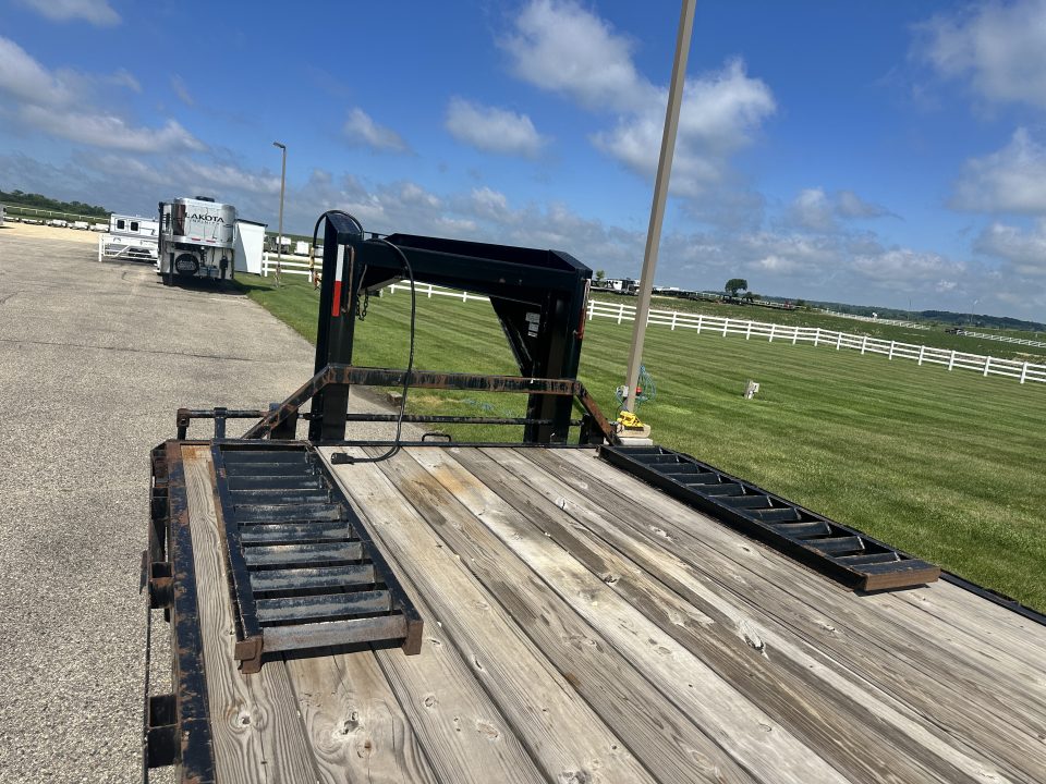 Used 2023 Stryker Trailers 8'6" x 40' GN Flatbed Trailer