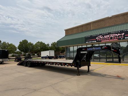 Used USED 2024 LOAD TRAIL GL 40 X 102 DUAL TANDEM AXLE LOW-PRO 25K GOOSENECK W/ HYDRAULIC DOVETAIL & JACKS
