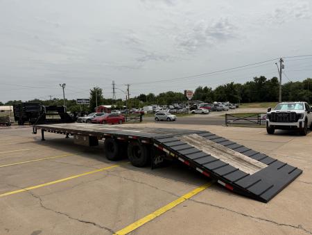 Used USED 2024 LOAD TRAIL GL 40 X 102 DUAL TANDEM AXLE LOW-PRO 25K GOOSENECK W/ HYDRAULIC DOVETAIL & JACKS