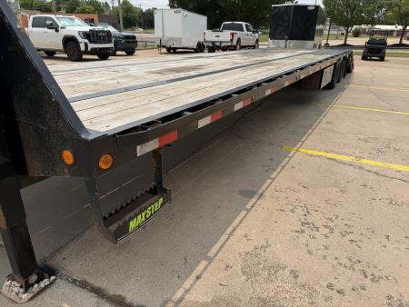 Used USED 2024 LOAD TRAIL GL 40 X 102 DUAL TANDEM AXLE LOW-PRO 25K GOOSENECK W/ HYDRAULIC DOVETAIL & JACKS