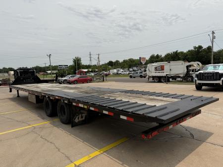 Used USED 2024 LOAD TRAIL GL 40 X 102 DUAL TANDEM AXLE LOW-PRO 25K GOOSENECK W/ HYDRAULIC DOVETAIL & JACKS