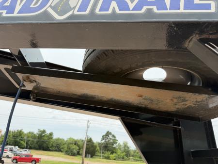 Used USED 2024 LOAD TRAIL GL 40 X 102 DUAL TANDEM AXLE LOW-PRO 25K GOOSENECK W/ HYDRAULIC DOVETAIL & JACKS