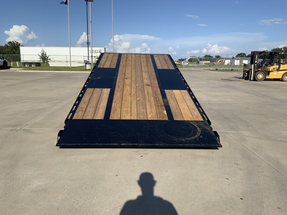 New 2027 MAXX-D GOX 102 X 24 Deckover Tilt Trailer