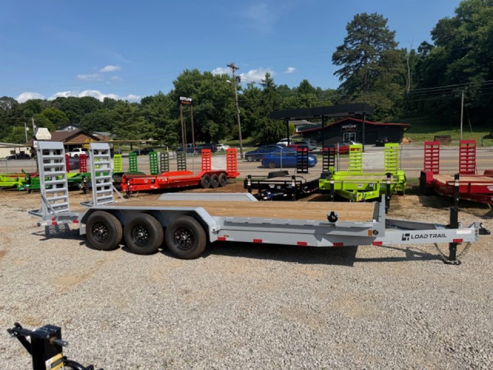 New Load Trail Equipment 83x22 21k Silver