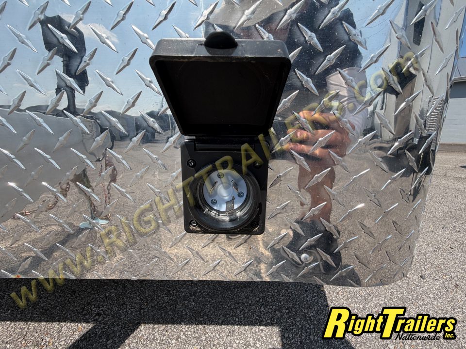 New 2026 8.5X28 inTech Stacker
