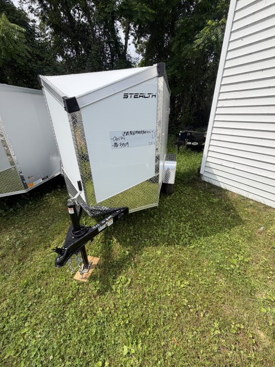 New 2026 Stealth 4 x 6 Mustang x Enclosed Trailer w/ Barn door(Single) Cargo / Enclosed Trailer NEW MODEL - Screwless and Light Lid Roofing !!